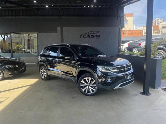 VOLKSWAGEN TAOS 2023