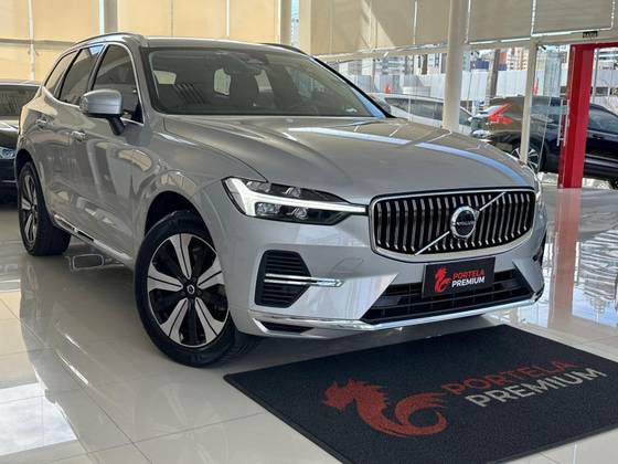 VOLVO XC60 2023