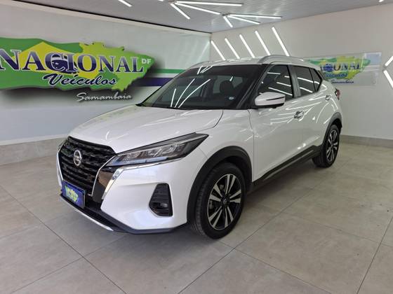 NISSAN KICKS 2022