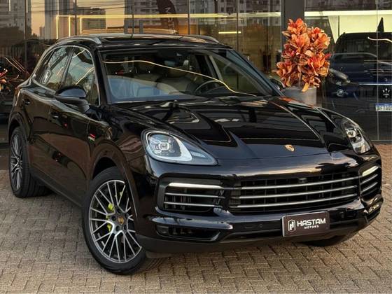 PORSCHE CAYENNE 2020