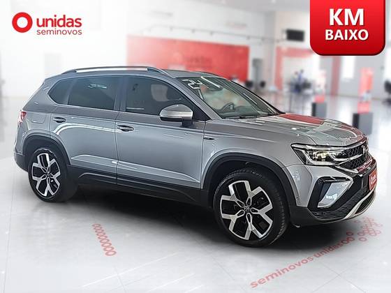 VOLKSWAGEN TAOS 2024