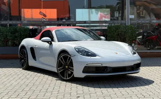 PORSCHE 718 2024