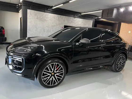 PORSCHE CAYENNE 2024