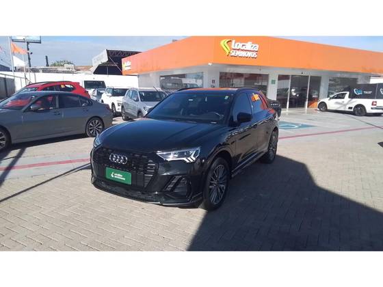 AUDI Q3 2023