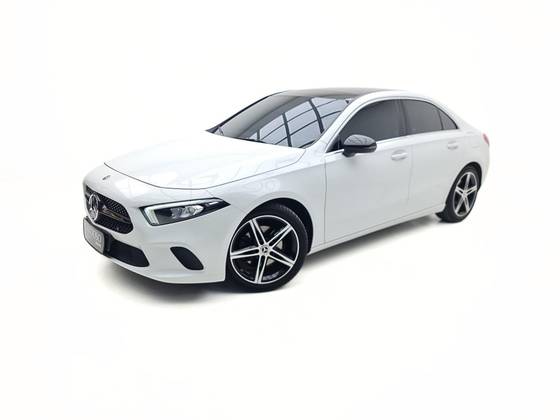 MERCEDES-BENZ A 200 2020