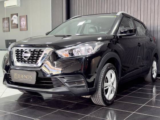 NISSAN KICKS 2018
