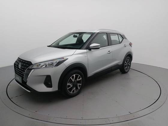 NISSAN KICKS 2024