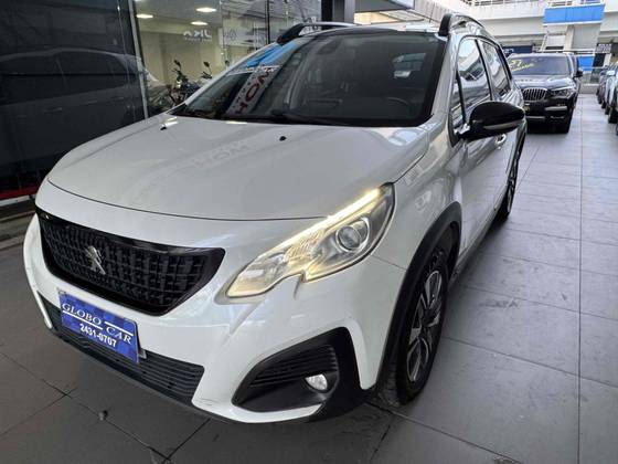 PEUGEOT 2008 2020