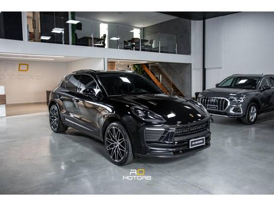 PORSCHE MACAN 2022