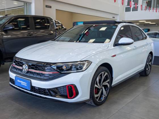 VOLKSWAGEN JETTA 2024