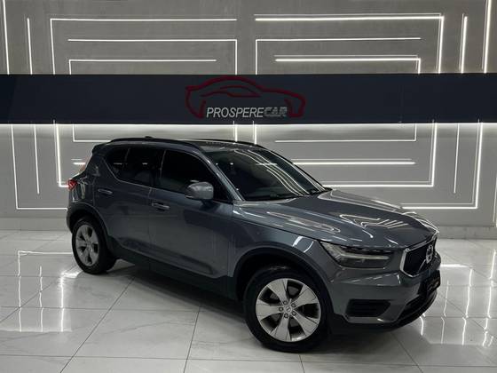 VOLVO XC40 2019