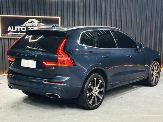 VOLVO XC60 2019