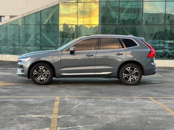 VOLVO XC60 2022