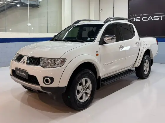 MITSUBISHI L200 TRITON 2013