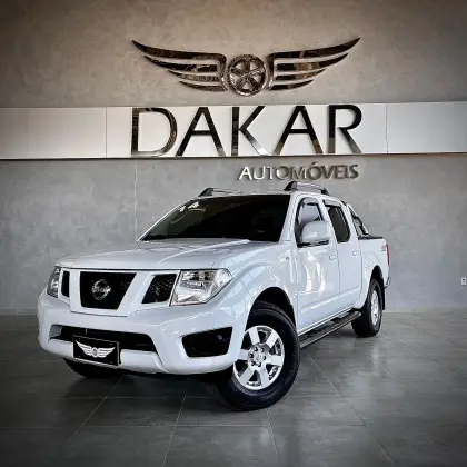 NISSAN FRONTIER 2014