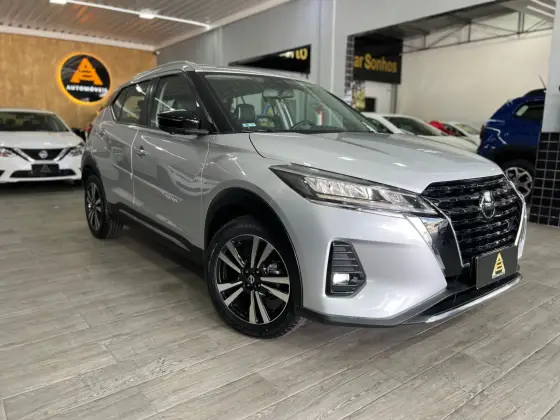 NISSAN KICKS 2022