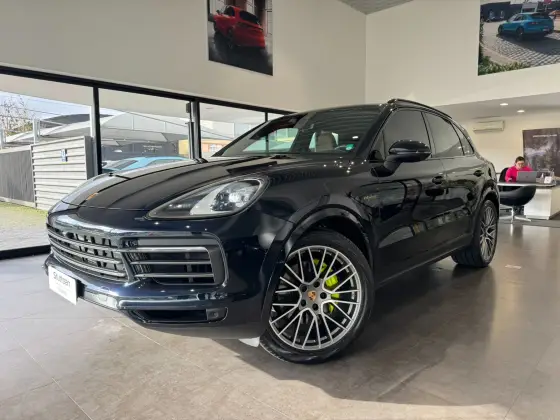 PORSCHE CAYENNE 2023