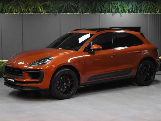 PORSCHE MACAN 2024