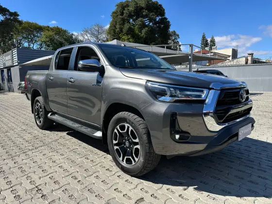 TOYOTA HILUX 2022