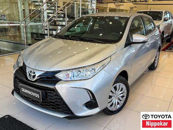 TOYOTA YARIS 2023