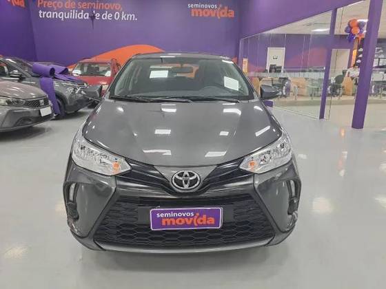 TOYOTA YARIS 2025