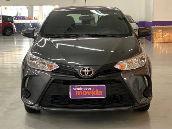 TOYOTA YARIS 2025