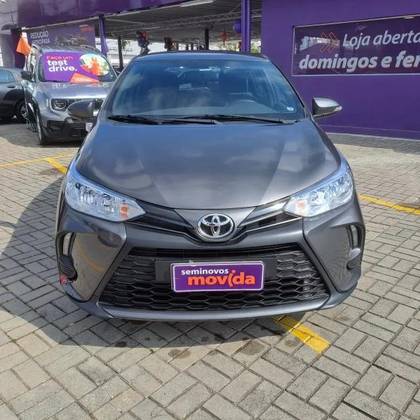 TOYOTA YARIS 2025