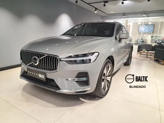 VOLVO XC60 2024