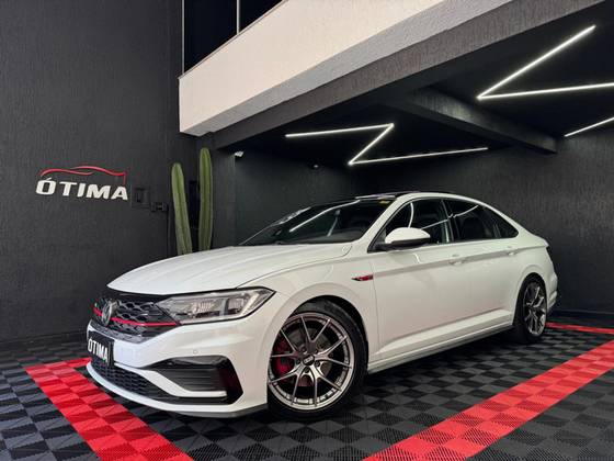 VOLKSWAGEN JETTA 2019