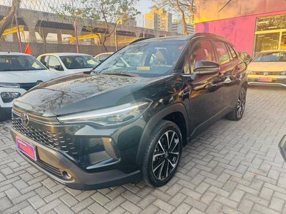 TOYOTA COROLLA CROSS 2025