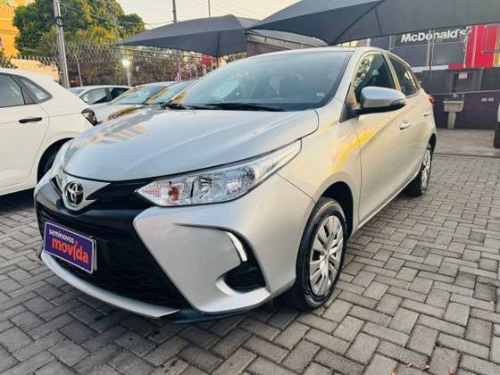 TOYOTA YARIS 2025