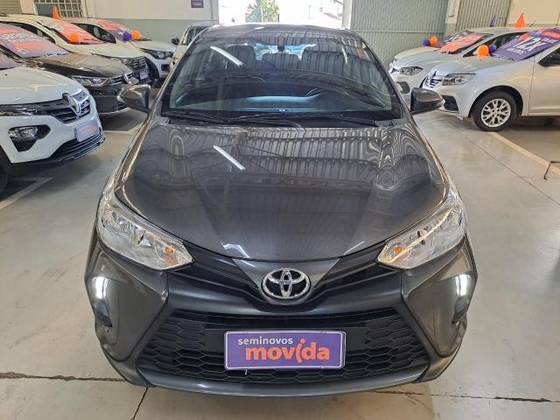 TOYOTA YARIS 2024