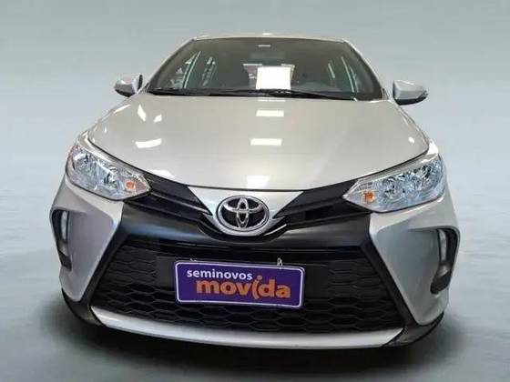 TOYOTA YARIS 2025