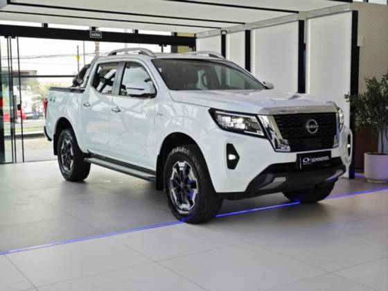 NISSAN FRONTIER 2024