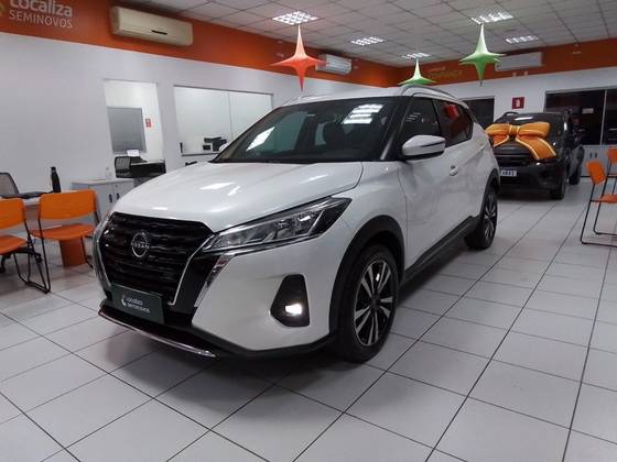 NISSAN KICKS 2024