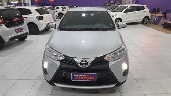 TOYOTA YARIS 2025
