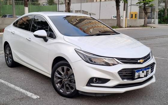 CHEVROLET CRUZE 2017