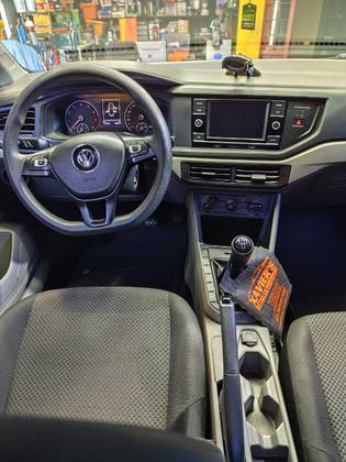 VOLKSWAGEN POLO 2018