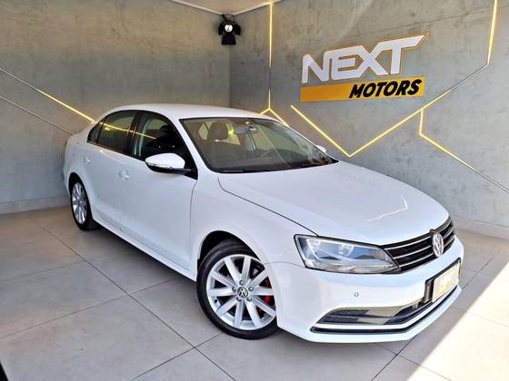 VOLKSWAGEN JETTA 2016