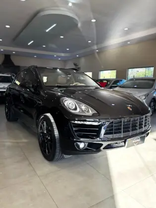PORSCHE MACAN 2015
