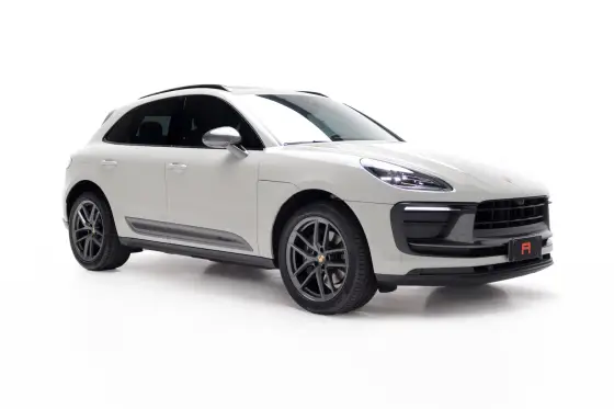 PORSCHE MACAN 2024