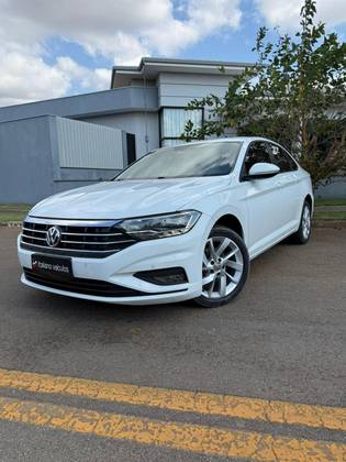 VOLKSWAGEN JETTA 2019