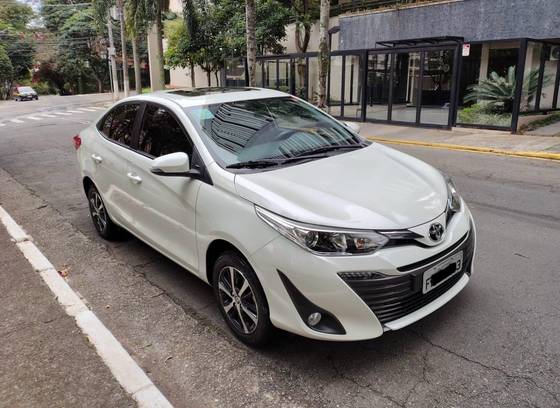 TOYOTA YARIS 2020