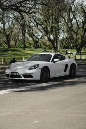PORSCHE 718 2018