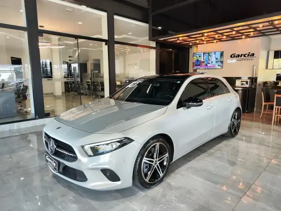 MERCEDES-BENZ A 250 2019