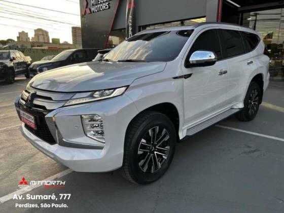 MITSUBISHI PAJERO SPORT 2024