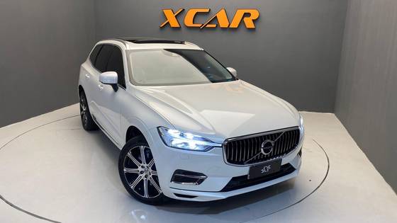 VOLVO XC60 2021