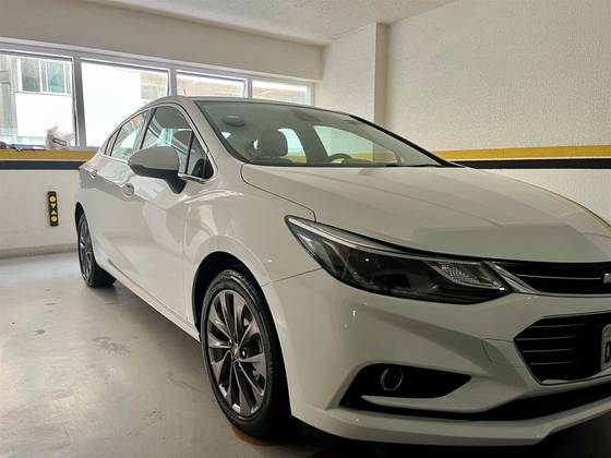 CHEVROLET CRUZE 2018
