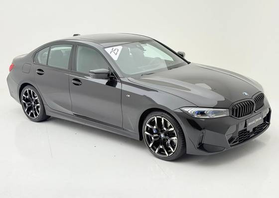 BMW 320i 2025