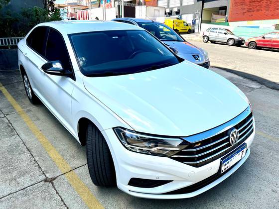 VOLKSWAGEN JETTA 2019